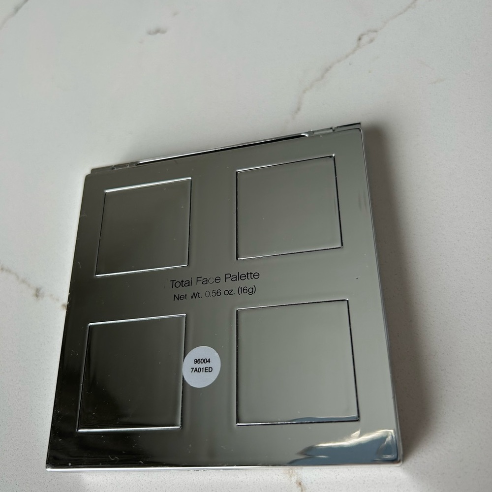 e.l.f Cosmetics Total Face Palette - Picture 3 of 4